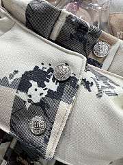 Burberry women jacket  - 2