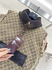 Gucci canvas sleeveless jacket with leather label - 2