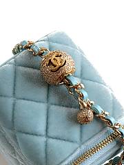 Chanel vanity bag Velvet blue size 9.5x17x8cm  - 2