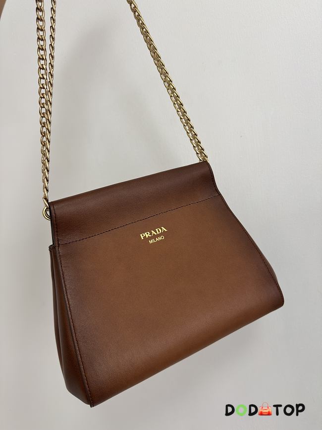  Prada Enchaîné leather mini bag brown size 18×22 11.5cm - 1
