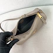 Prada logo gray bag size 22x9x7.5cm - 4