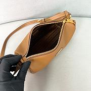 Prada logo brown bag size 22x9x7.5cm - 4