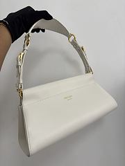 Prada handbag white size 16×11×32cm - 1