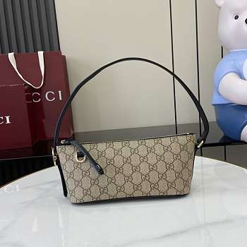 Gucci Emblem small shoulder bag black size 22x27x10.5x9cm