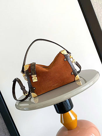 Louis Vuitton M15072 Side Trunk MM bag size 23.5 x 16 x 8.5 cm 