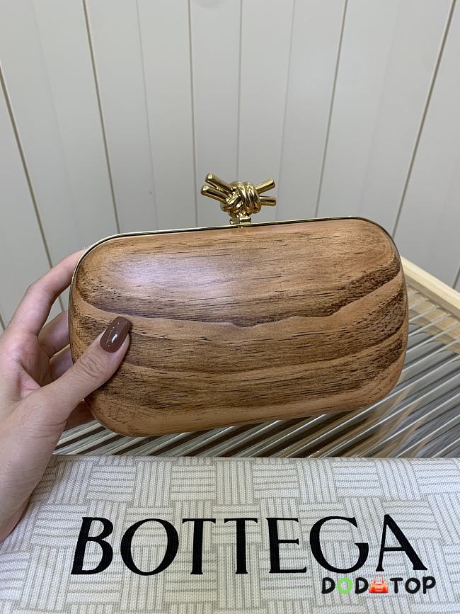 Bottega Veneta knot clutch bag size 19x5x11cm - 1