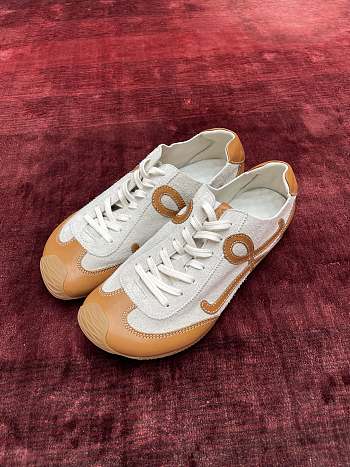 Loewe White and tan Ballet Runner 2.0 sneakers