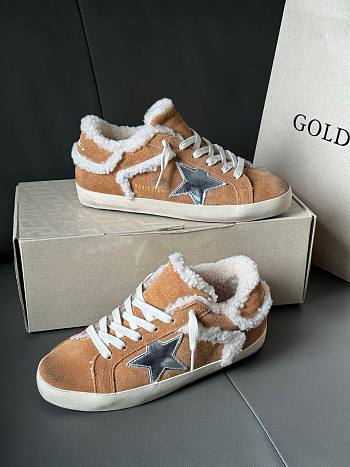 Golden Goose Women's Natural Super Star sneaker