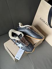 Golden Goose Women's Natural Super Star sneaker - 01 - 6