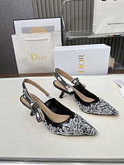 J'Adior Slingback Pump Black Calfskin Embroidered with White Roses - 2