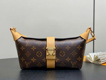 Louis Vuitton M26191 Pochette Mia bag size 14.5 x 8 x 22cm