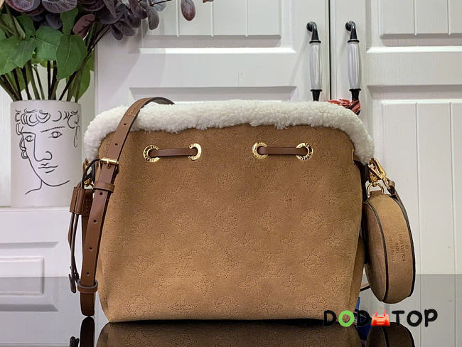 LV Ski Bella  Monogram bag size 22 x 14 x 19 cm - 1