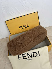 Fendi Baguette Regular dark brown shearling bag size 27x15x6.5cm - 5