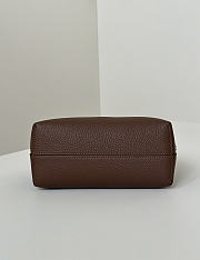Fendi By The Way Selleria Medium bag size 29x13x17cm - 5