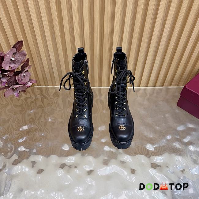 Gucci Women's lace-up ankle boots with GG logo - 1