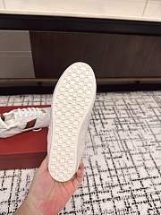 Gucci Shift sneakers for women white - 6