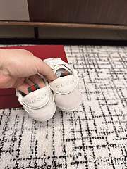 Gucci Shift sneakers for women white - 5