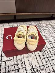 Gucci Shift sneakers for women yellow - 5