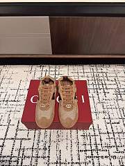 Gucci Shift sneakers for women brown - 1