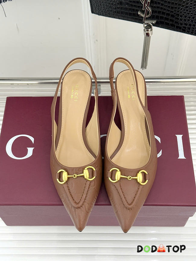 Gucci Women's pump with Horsebit brown - 1