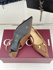 Gucci Women's pump with Horsebit brown - 4