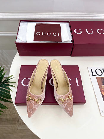 Gucci Women's mule with Horsebit pink 
