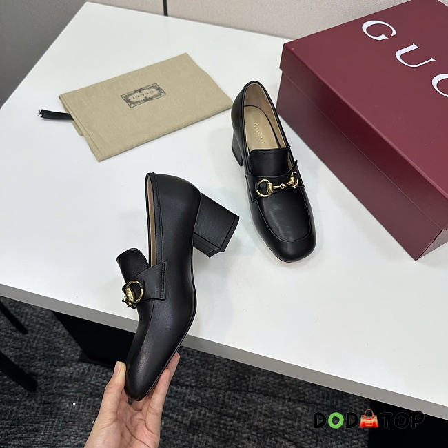 Gucci Women's loafer pump with Horsebit - 1