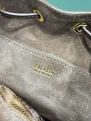 Prada Women's Brown Bags size 20x20x11cm - 6