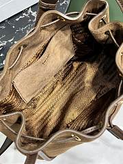 Prada Women's Brown Bags size 20x20x11cm - 4