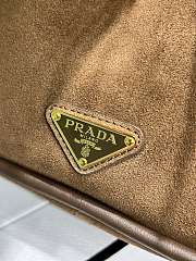 Prada Women's Brown Bags size 20x20x11cm - 3