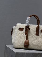 YSL sac de jour bag size 22x18x11cm - 2
