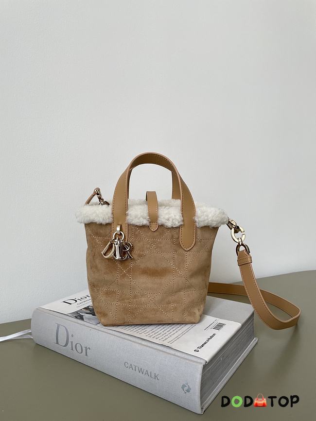 DiorAlps Small Dior Toujours Vertical Tote Bag brown Size 13 x 12x15cm - 1