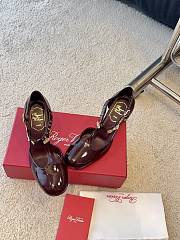 Rogervivier Très Vivier Mary Jane Pumps in patent leather red 8.5cm - 3