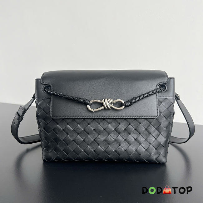 Bottega Veneta Andiamo black bag size 29x20x13cm - 1
