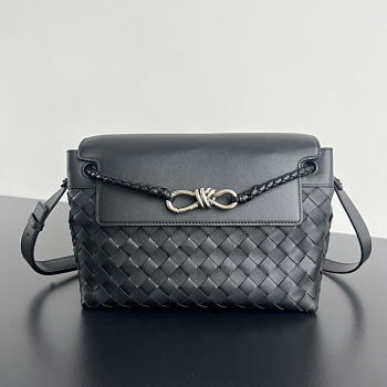 Bottega Veneta Andiamo black bag size 29x20x13cm