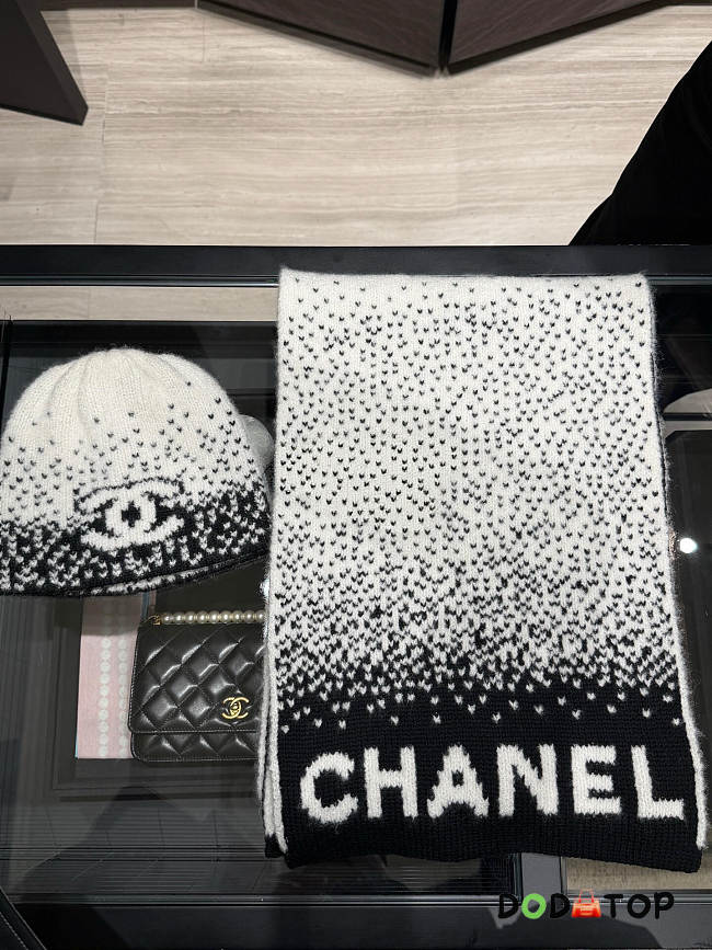 Chanel one set Hats and scarves - 1