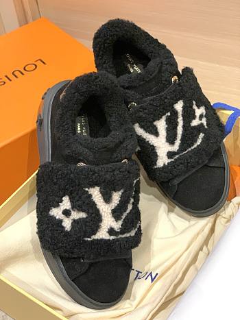 Louis Vuitton time out sneaker - A3
