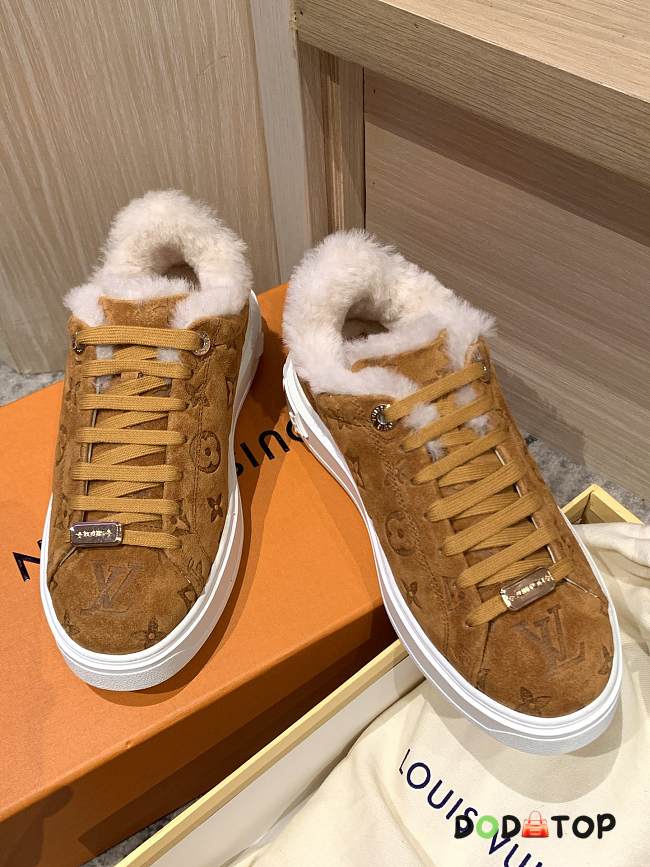 Louis Vuitton time out sneaker - A6 - 1