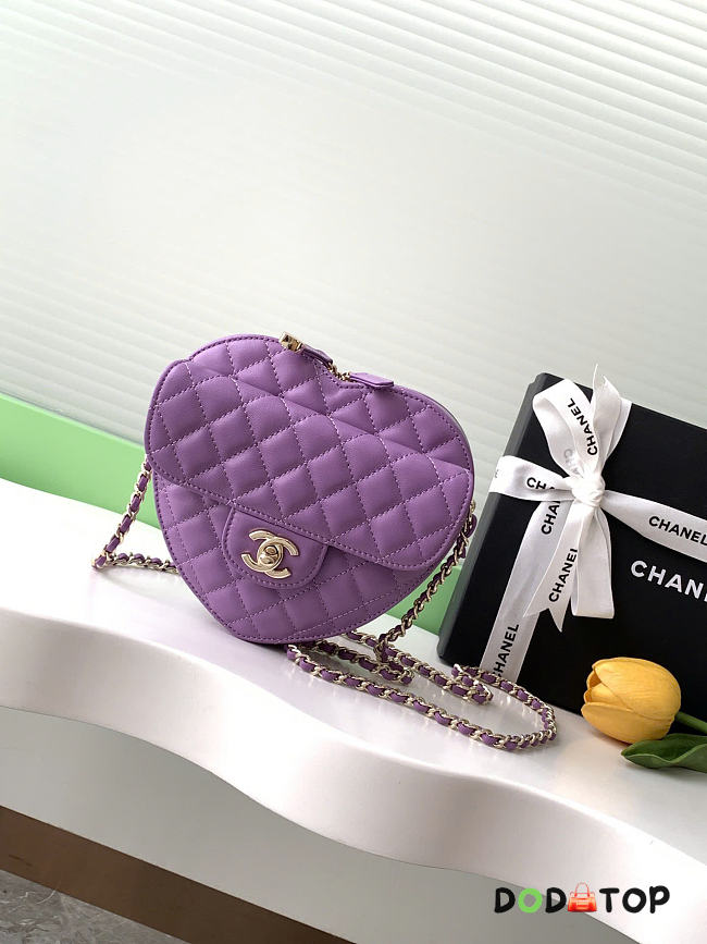 Chanel heart bag size 18x16.5x6.5cm - 1