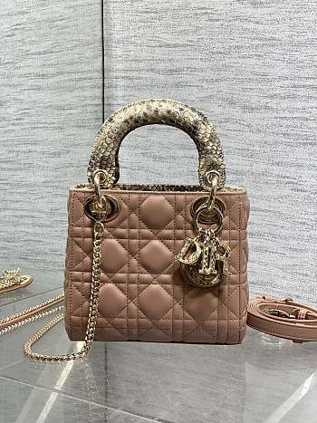 Dior lady brown bag size 17cm