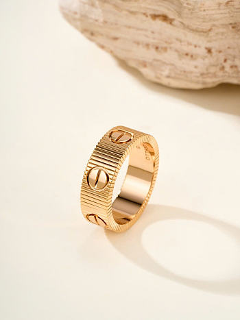 Cartier LOVE Ring gold - 01
