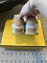 Fendi Wave Pulse Low-cut shoes in white fabric and beige calfskin-effect leather - 3