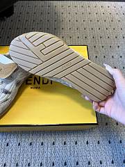 Fendi Wave Pulse Low-cut shoes in white fabric and beige calfskin-effect leather - 2