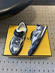Fendi Wave Pulse Low-cut shoes in white fabric and black calfskin-effect leather - 4