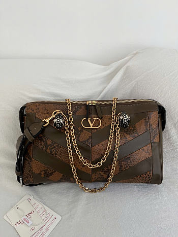 Valentino Garavani Panthea leather shoulder bag size 33x 19.5 x9cm - 01