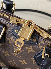 LV Alma BB bag size 19 x 11 x 22cm - 3