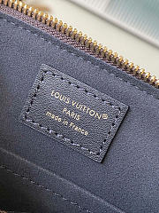 LV Alma BB bag size 19 x 11 x 22cm - 2