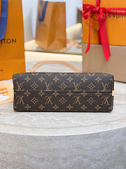 Louis Vuitton Multipass Monogram Canvas size 30x26x10cm  - 4