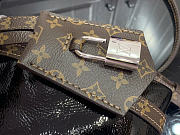 Louis Vuitton Express PM Fashion Leather 26x17x13.5cm - 2