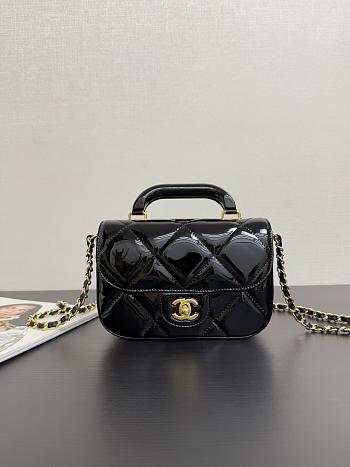 Chanel black bag mini size 18x4.5x13cm